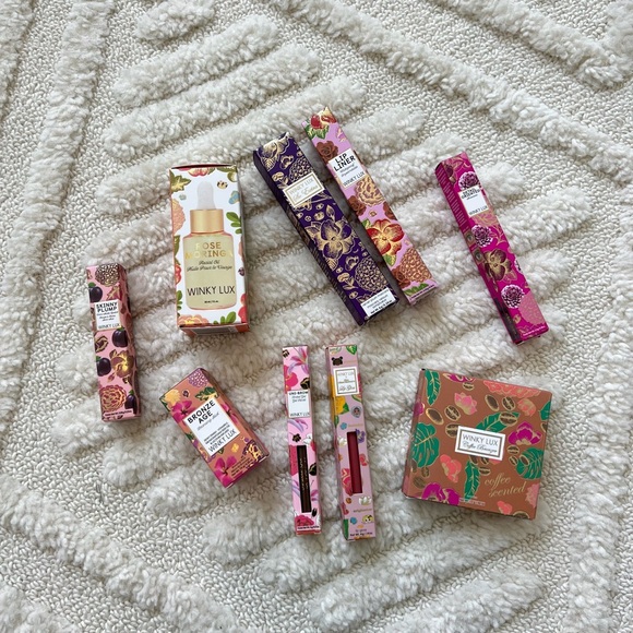 Other - NEW NEVER USED Winky Lux Beauty Bundle